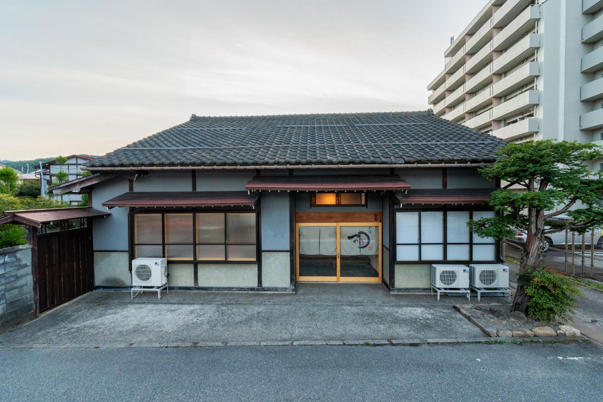 お宿一の華 Takajama Kültér fotó